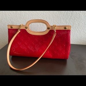 Authentic Louis Vuitton Roxbury drive handbag